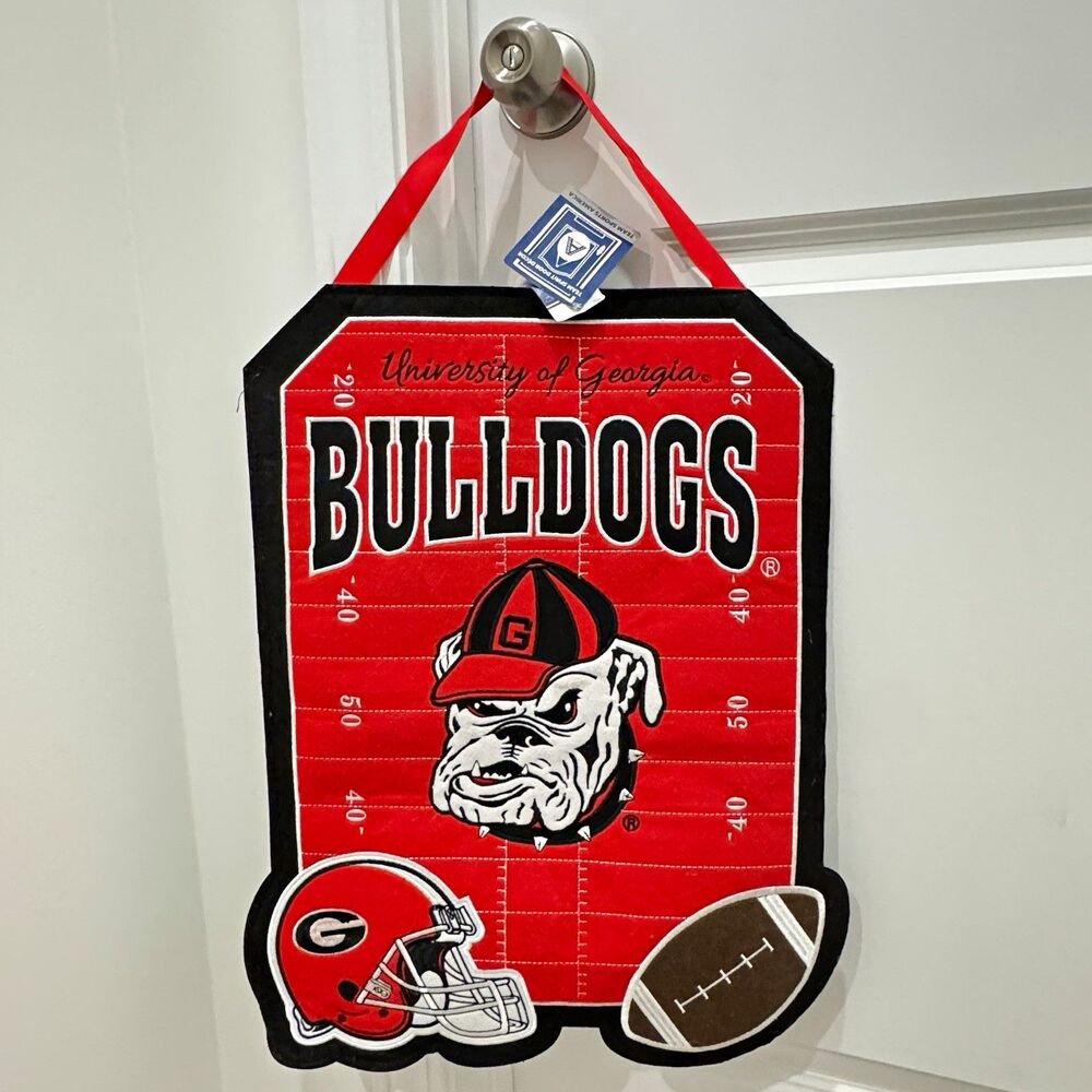 University of Georgia Bulldogs UGA Football Door Hanging Decor Evergreen 20x15.5